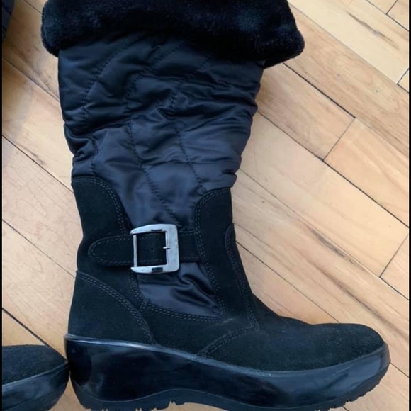 Artica boots (Browns) - Picture 1 of 3